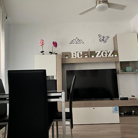 El Bc Zaragoza - Aljaferia Lägenhet Exteriör bild