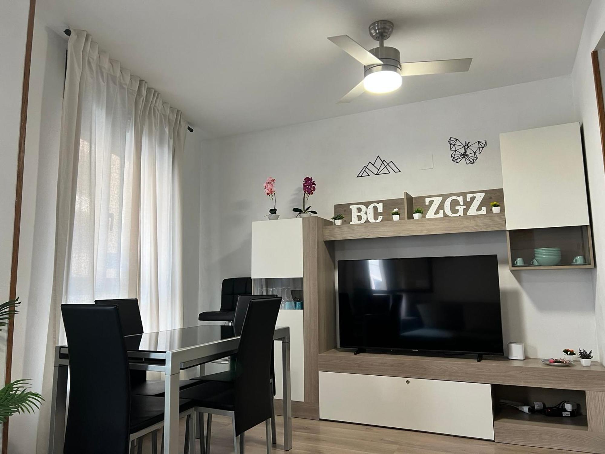 El Bc Zaragoza - Aljaferia Lägenhet Exteriör bild