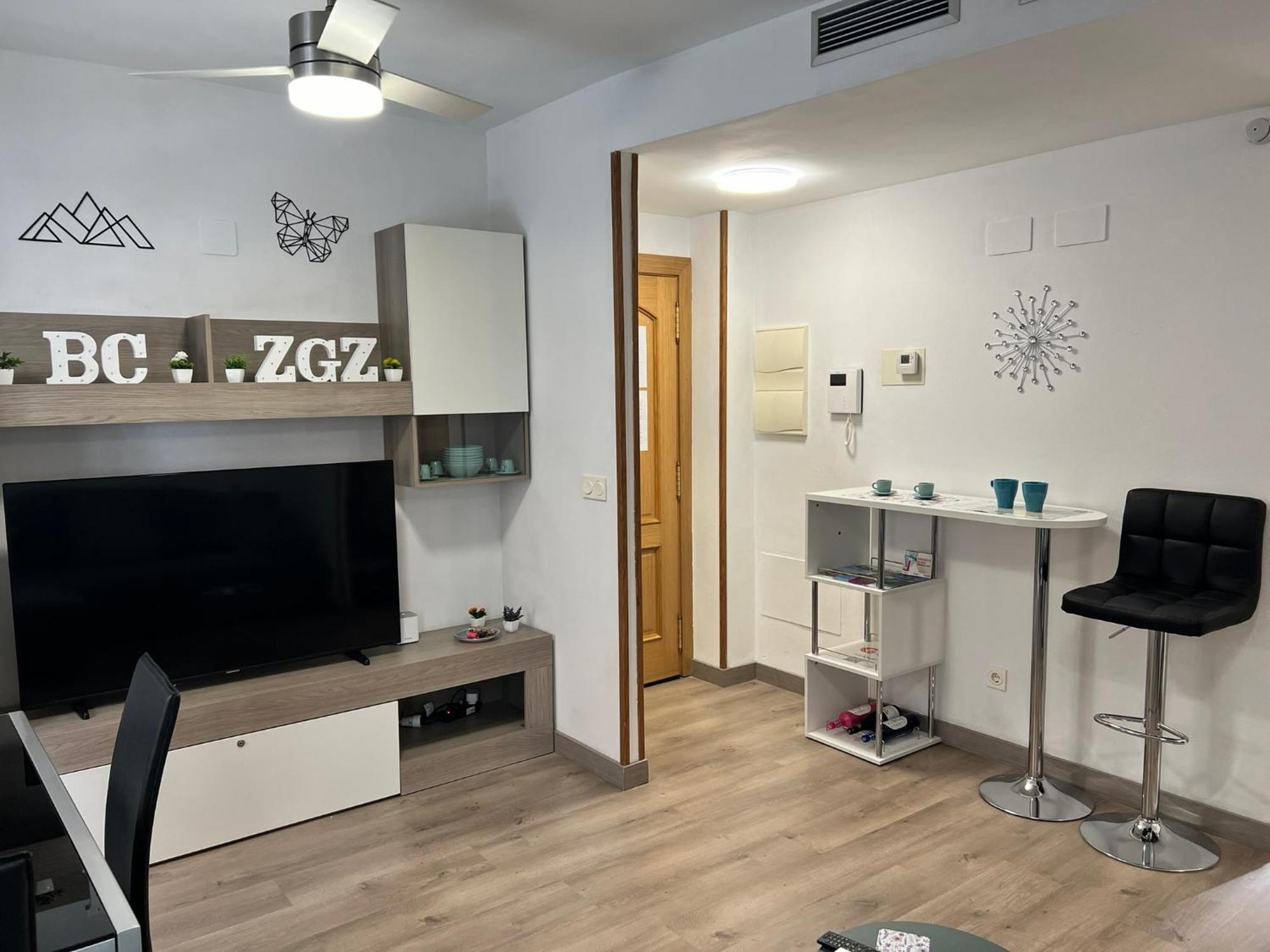 El Bc Zaragoza - Aljaferia Lägenhet Exteriör bild