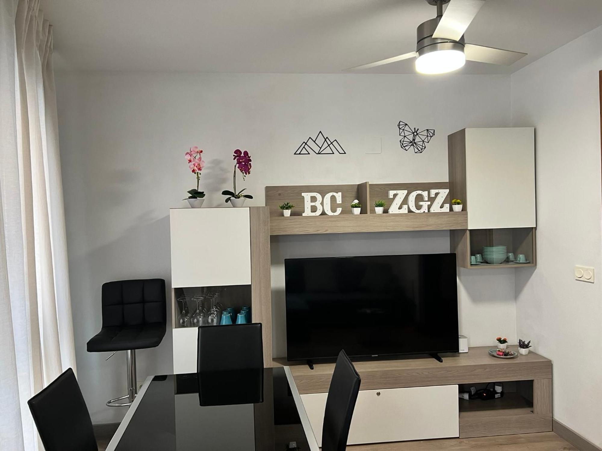 El Bc Zaragoza - Aljaferia Lägenhet Exteriör bild